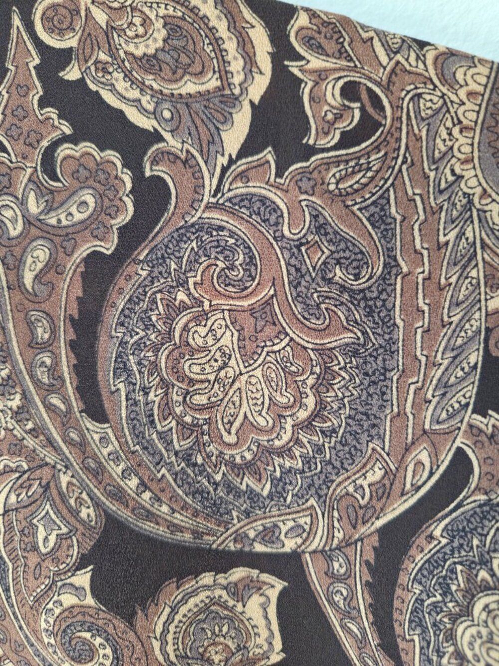 EUC CHAUS DARK ACADEMIA PAISELY PRINT BUTTONED SHIRT LONG SLEEVES SIZE 10 / M - Picture 7 of 13